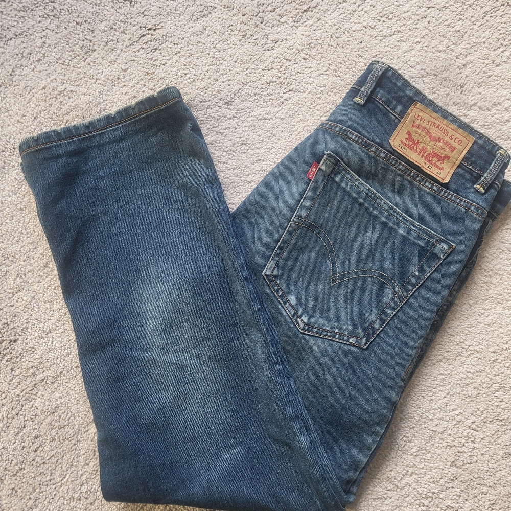 Levi's Womans Blue Jeans